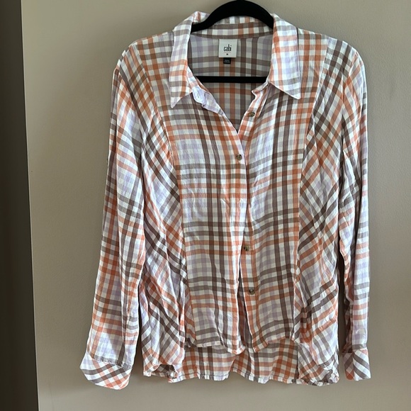 CAbi Tops - Cabi Long sleeved top.